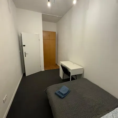 Hostel Poznest Old Town-centrum - Self Check-in - Samodzielne Zameldowanie *