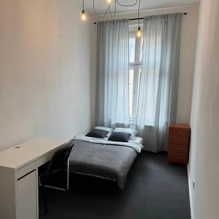 Hostel Poznest Old Town-centrum - Self Check-in - Samodzielne Zameldowanie Poznan